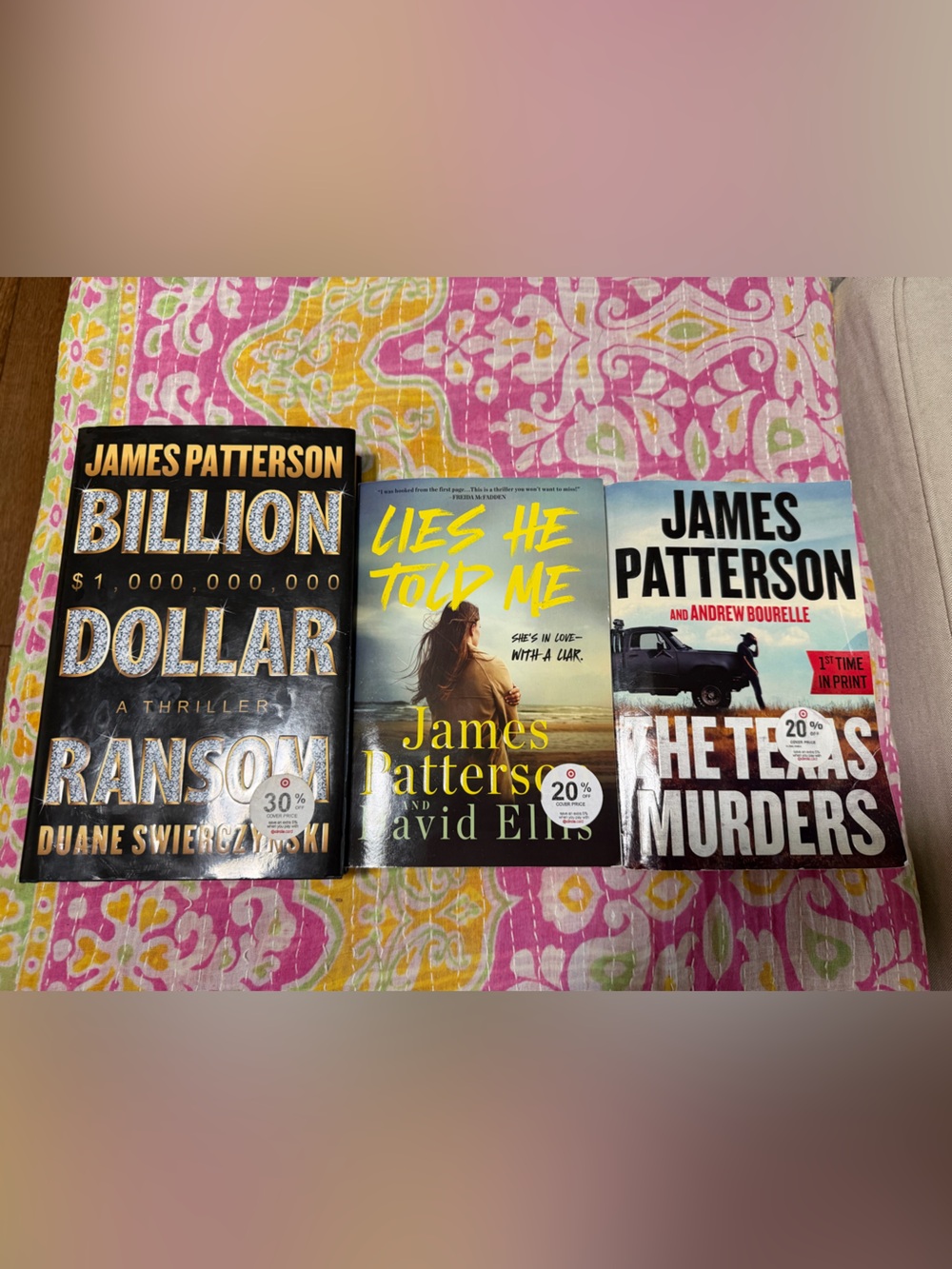 James Patterson Paperback Thriller Bundle - Black, Yellow, Blue Covers